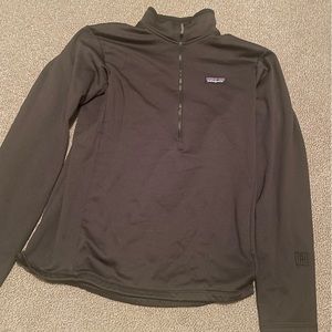 Patagonia half zip Size M